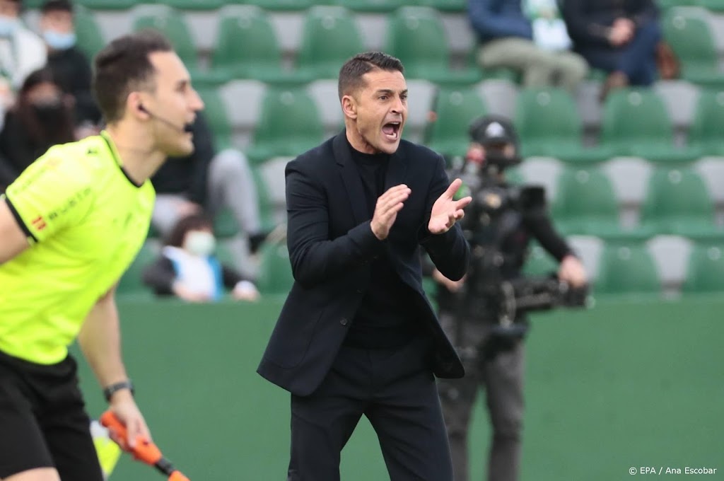 Spaanse voetbalclub Elche ontslaat trainer