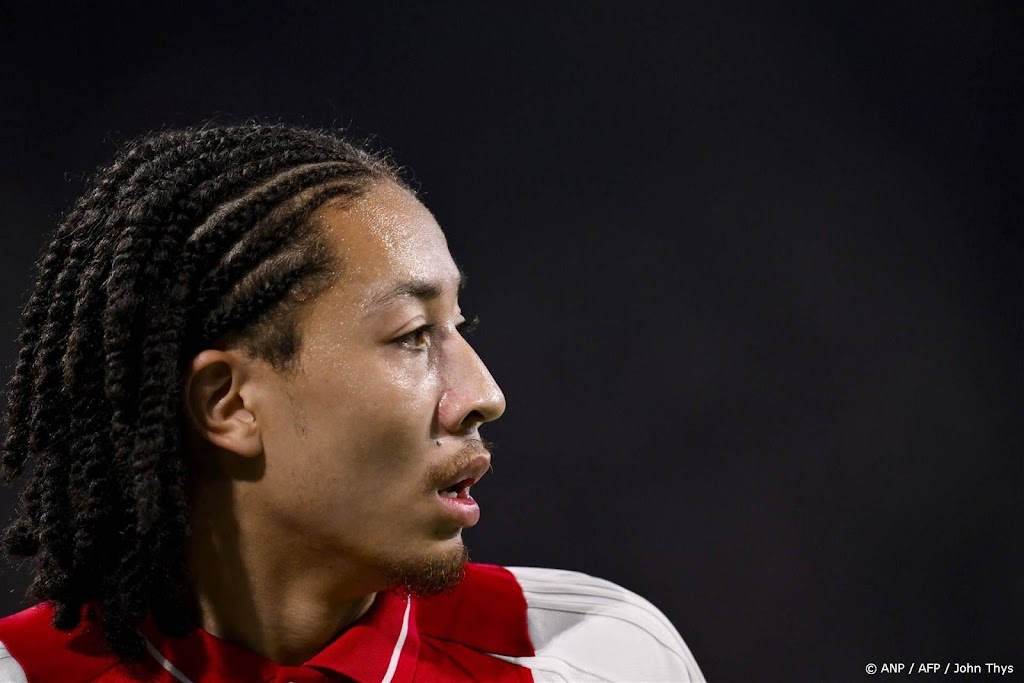 Fitz-Jim en Van Bergen debuteren in selectie Jong Oranje