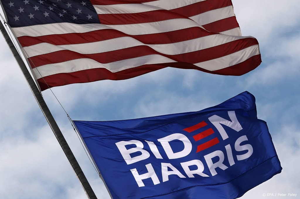 Gespannen aanhangers Democraten wachten op toespraak Biden