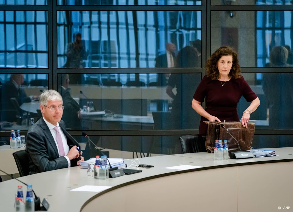 Ministers tegen leraren: doe aangifte bij bedreiging