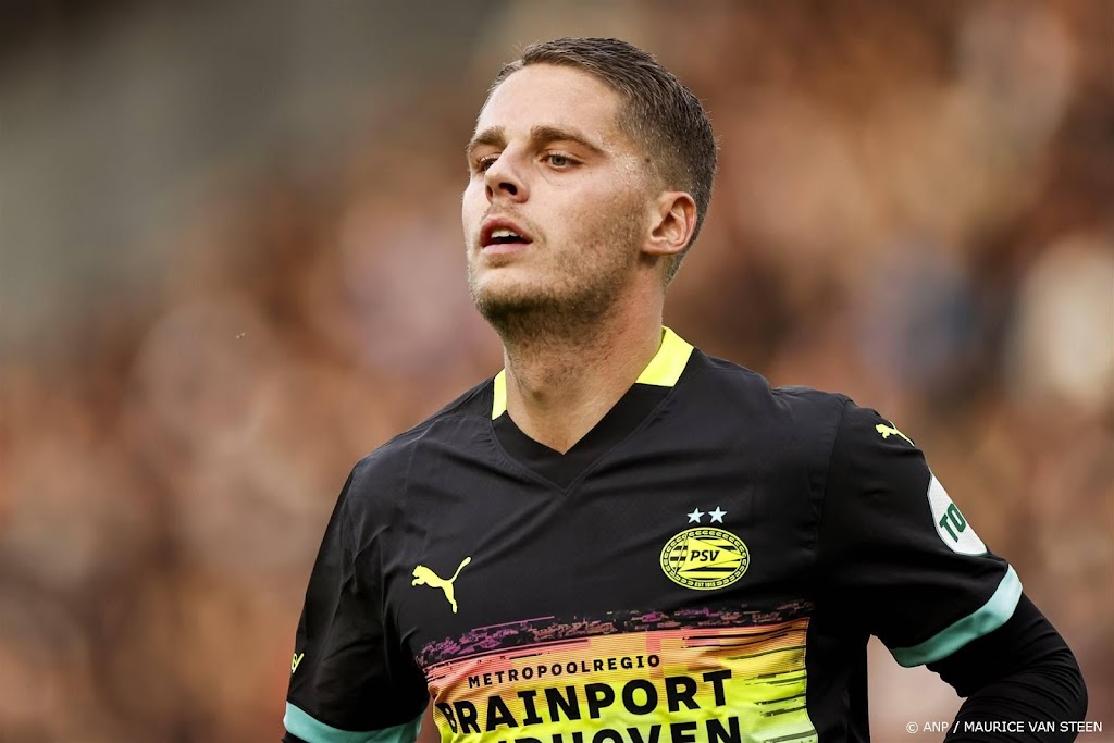 PSV mist ook tegen Girona middenvelders Veerman en Schouten nog