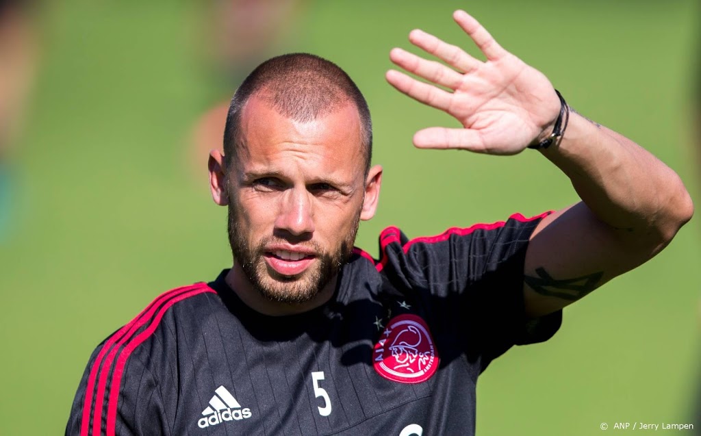 Trainers Heitinga en Hofland mogen zelfstandig aan de slag