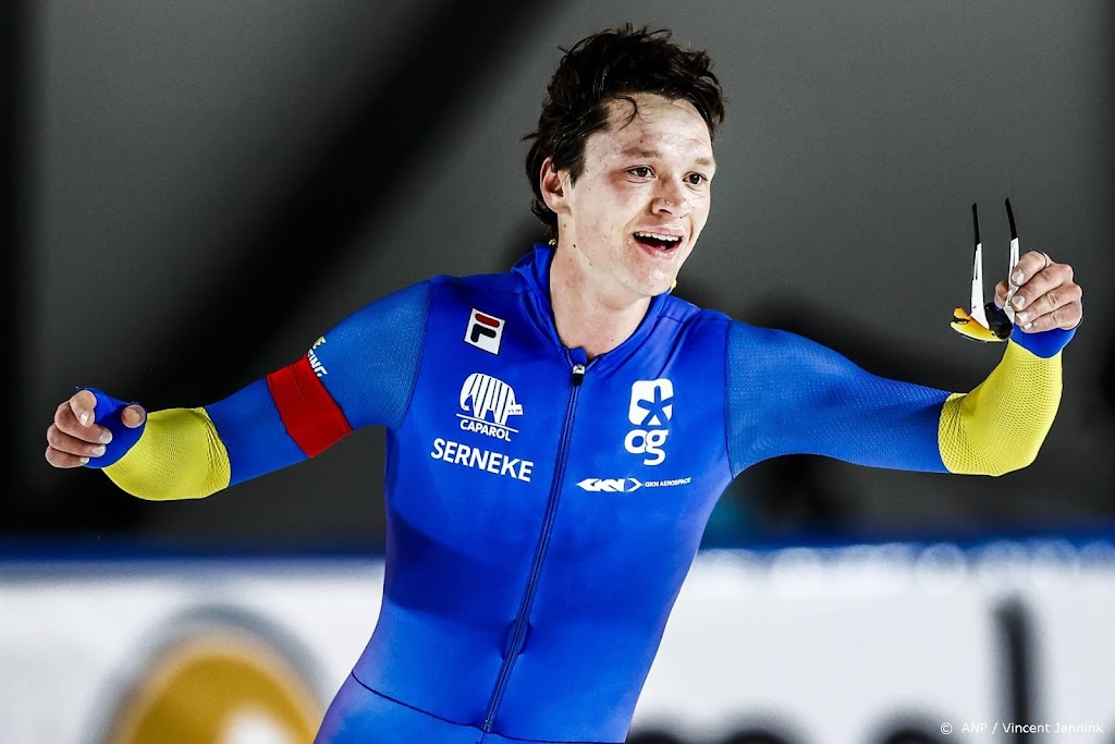 Schaatser Van der Poel wint 5000 meter in wereldrecord, 6.01,56