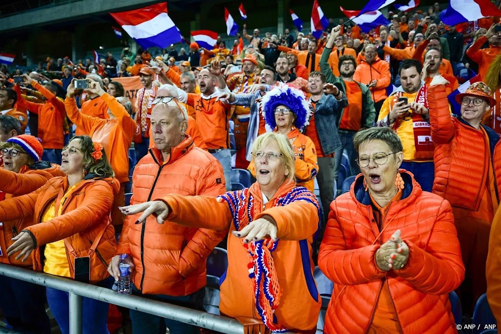 Oranje-fans melden zich massaal voor tickets EK voetbal