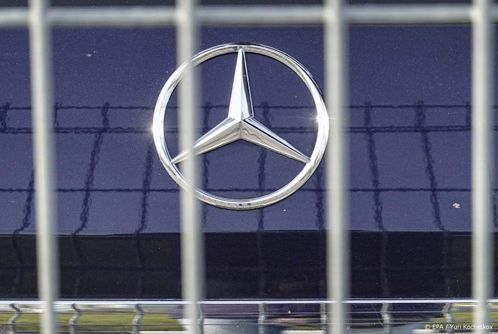 Mercedes-Benz doet Tesla na met eigen netwerk snelladers