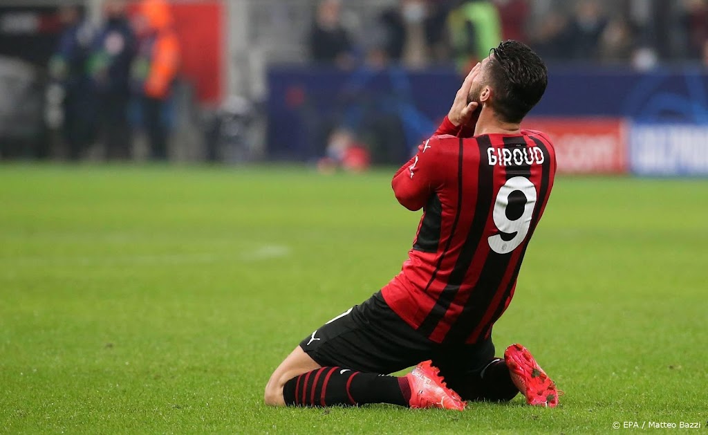 Giroud helpt AC Milan aan zege op aartsrivaal Inter