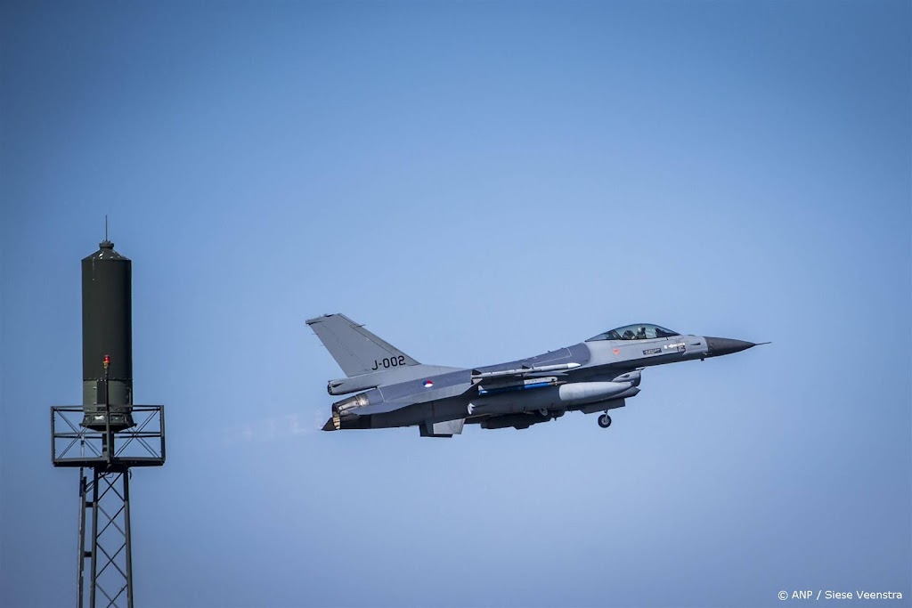 Defensie geeft zes extra F-16's aan Oekraïne