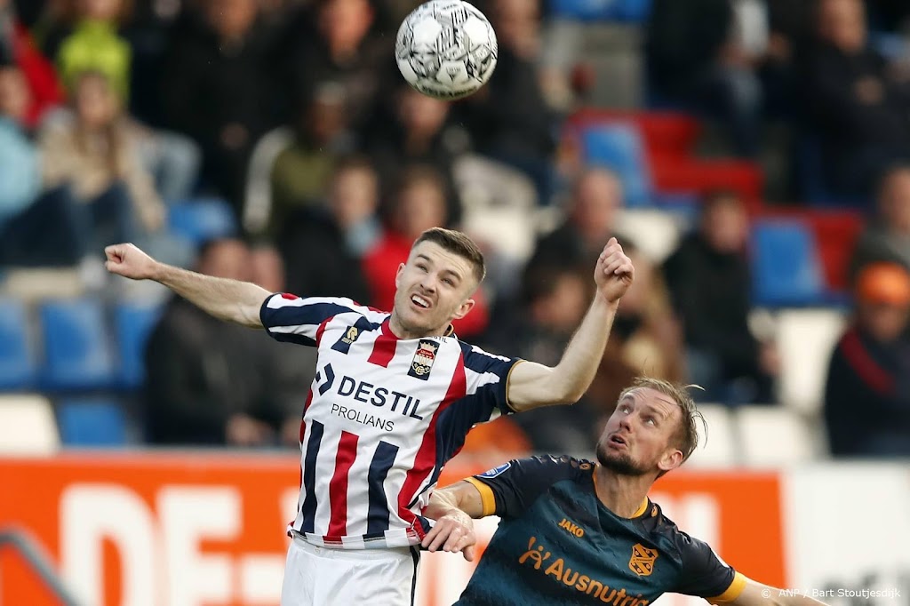 Sc Heerenveen pakt na zeven nederlagen op rij weer een punt