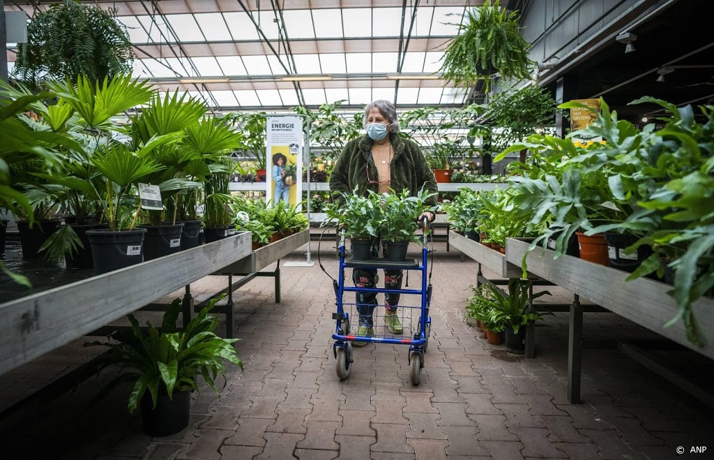 Veel paasbezoekers voor tuincentra, meubelzaken en bouwmarkten