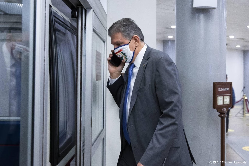 Democratische senator ligt dwars bij Bidens infrastructuurplan
