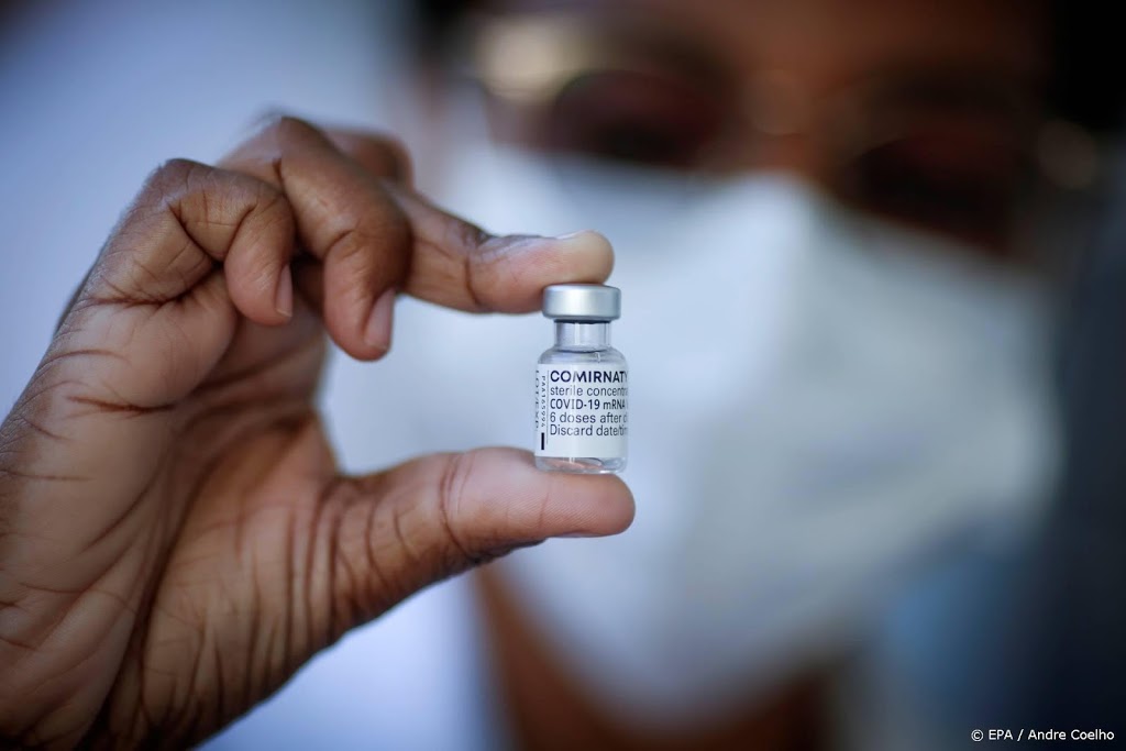 Canada eerste land dat coronavaccin Pfizer goedkeurt voor tieners