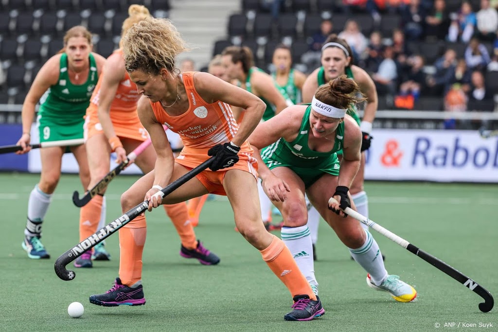 Hockeysters openen EK met ruime zege op Ierland