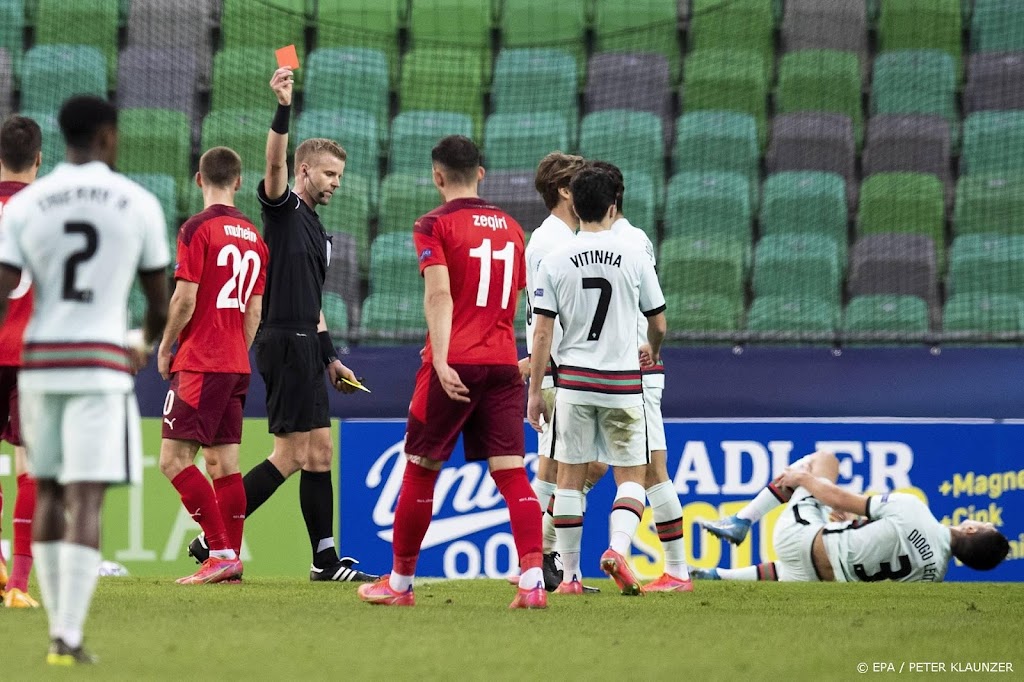 Zweedse scheidsrechter Nyberg leidt Oranje in Wales