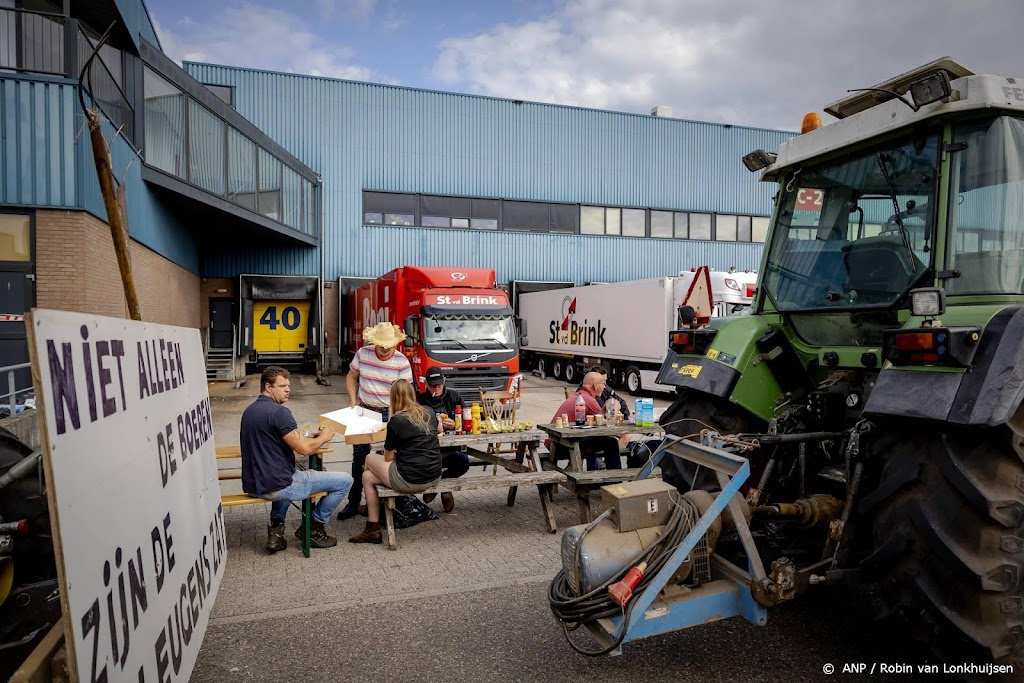 Supermarkten bekijken of ze schade blokkadeacties kunnen verhalen