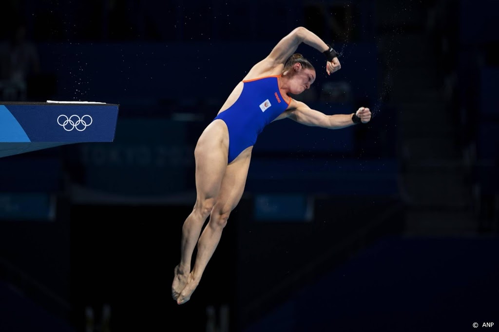 Schoonspringster Van Duijn net naar finale op 10-metertoren