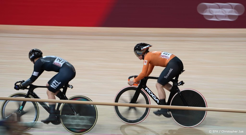 Braspennincx overtuigend naar halve finales keirin