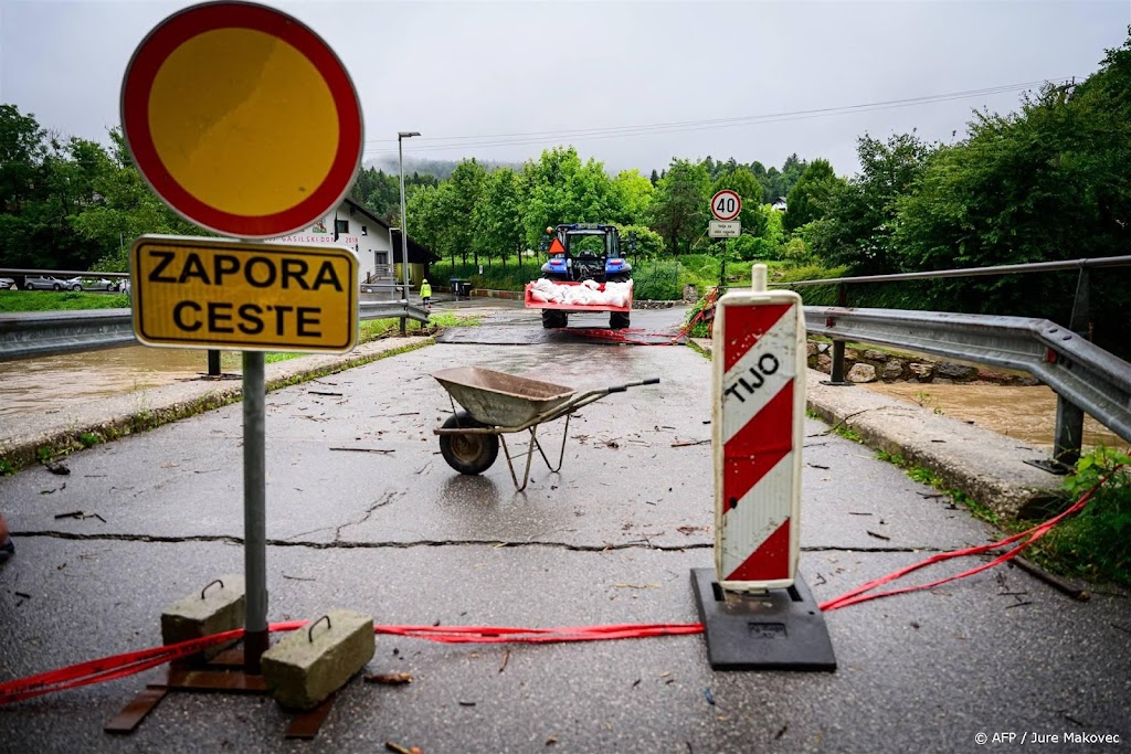 Touroperator: honderden Nederlanders geëvacueerd in Slovenië