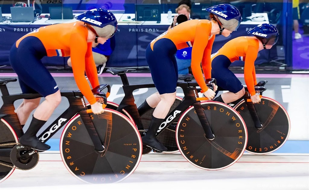 Teamsprintsters rijden om brons op Olympische Spelen