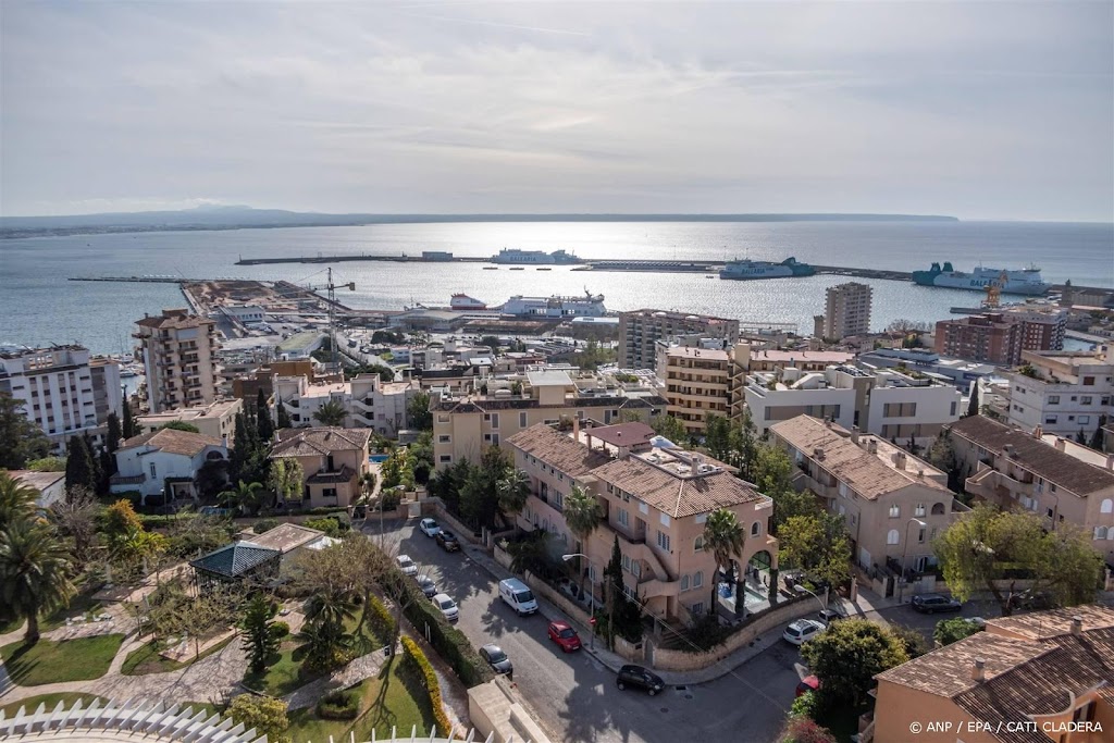 Negen Nederlanders opgepakt op Mallorca om vernielen hotelkamers
