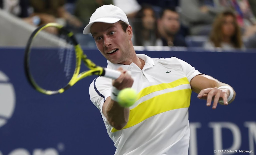 Van de Zandschulp na heroïsch tennisduel in kwartfinales US Open