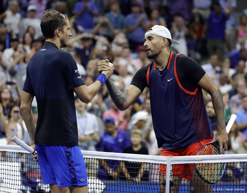Titelverdediger Medvedev verliest op US Open van Kyrgios