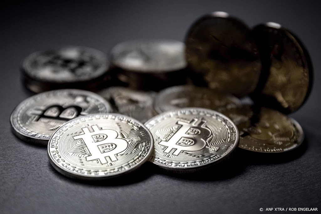 Ministerie gaat jongeren waarschuwen voor risico's cryptomunten