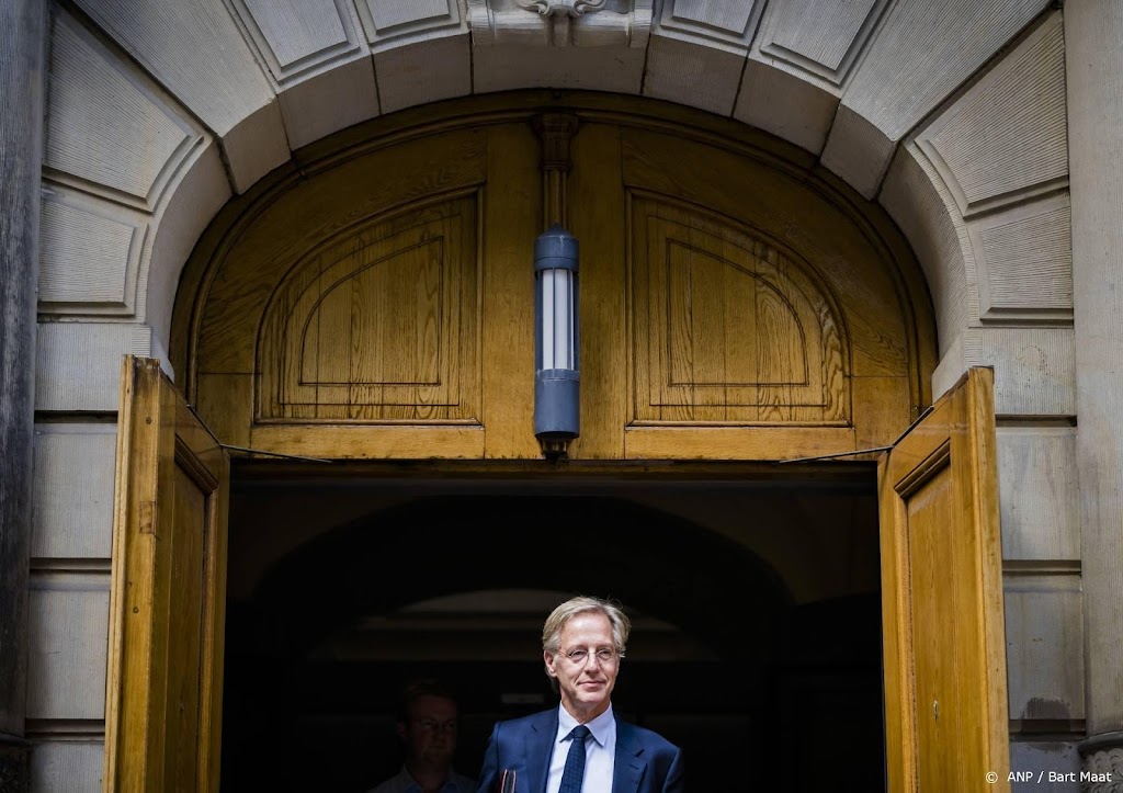 Dijkgraaf opent academisch jaar met pleidooi meer waardering mbo