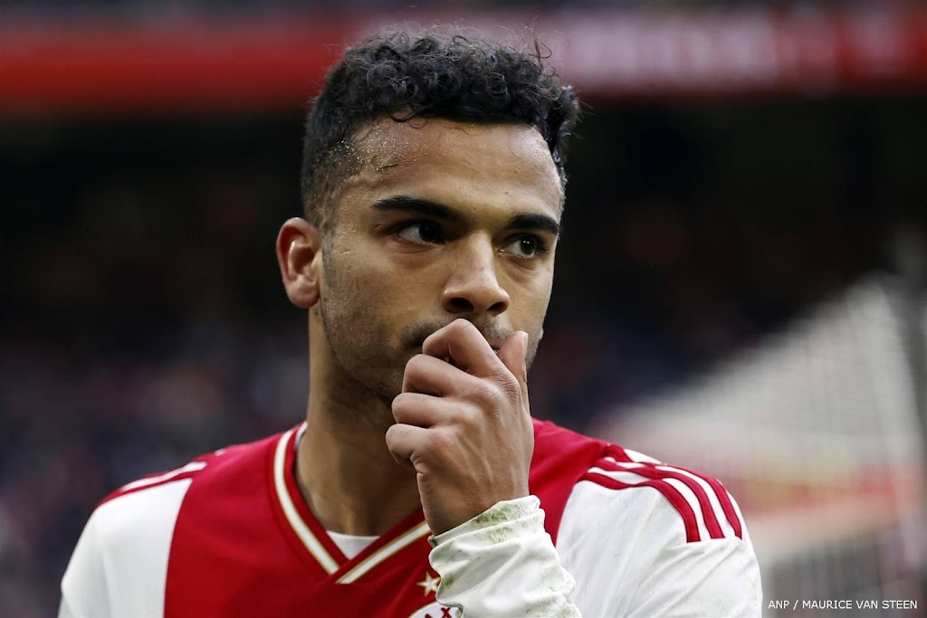 Antwerp FC huurt Owen Wijndal van Ajax