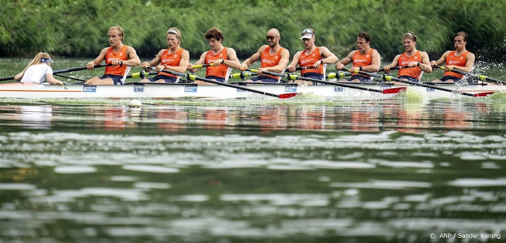 Roeiers Holland Acht met tweede plaats naar WK-finale 