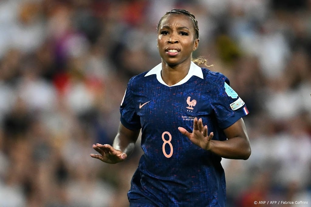 Franse international Geyoro is duurste voetbalster ooit