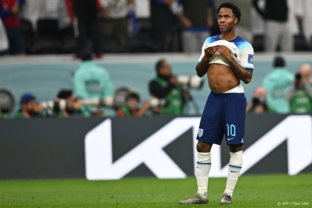 Aanvaller Sterling ontbreekt opnieuw in Engelse selectie