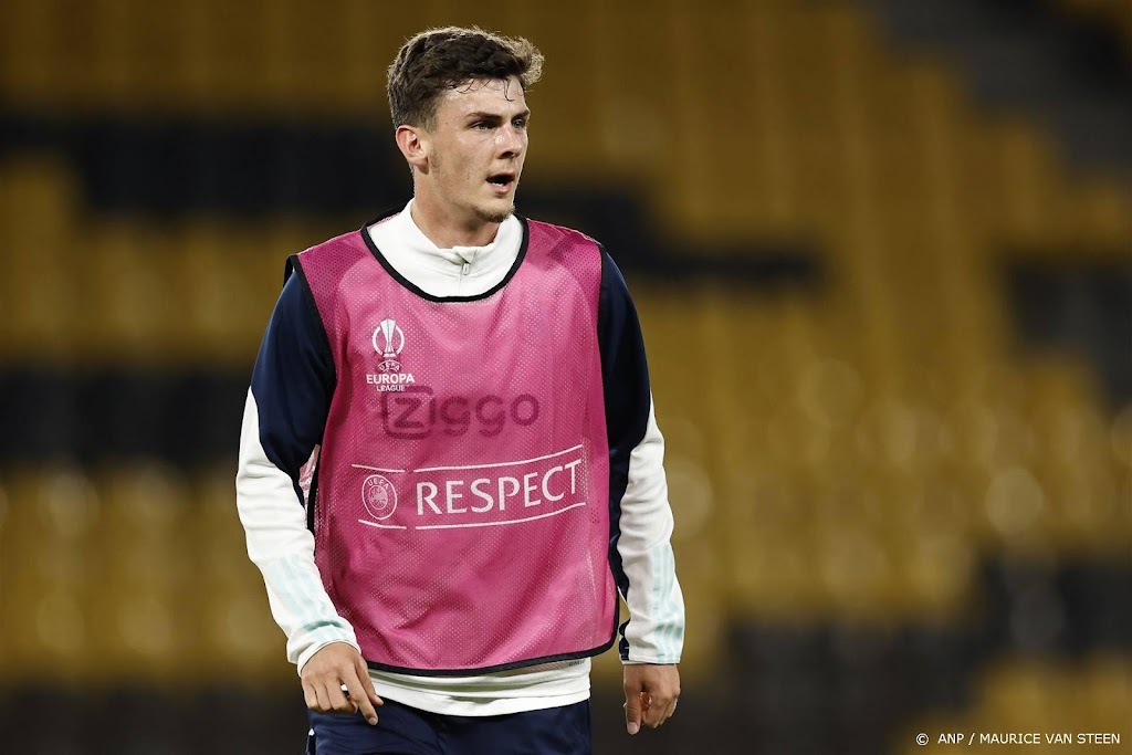 Ajax met Tahirovic voor geschorste Vos tegen AEK Athene