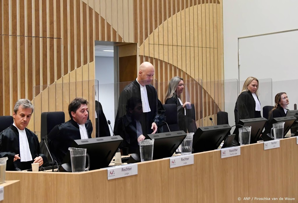 MH17-zitting later begonnen door technische problemen