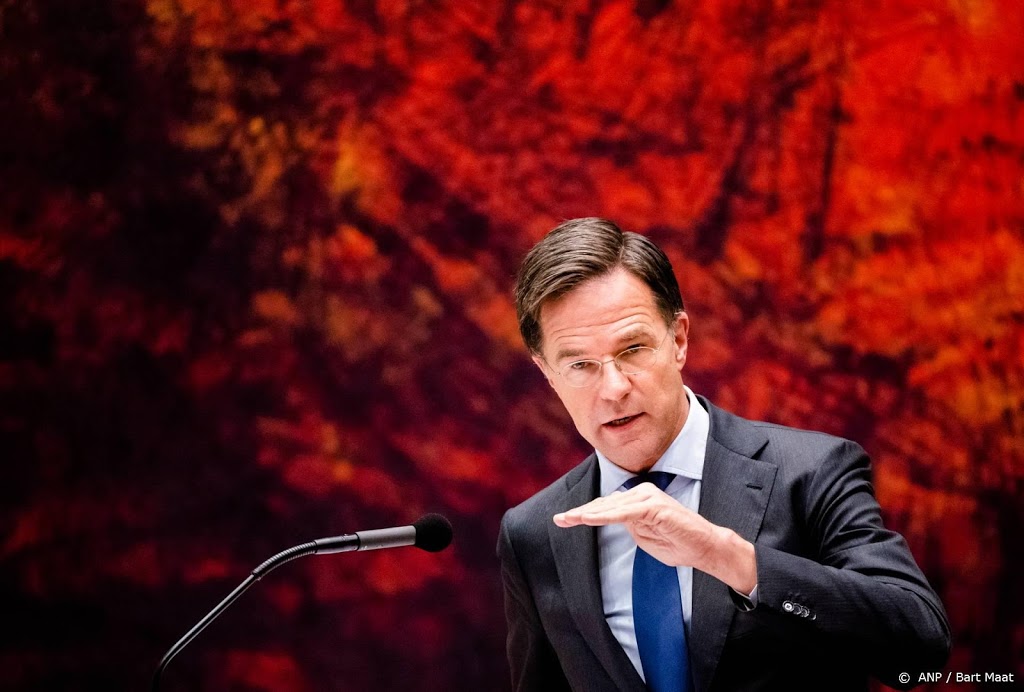 Rutte en Laschet roepen burgers op niet de grens over te steken