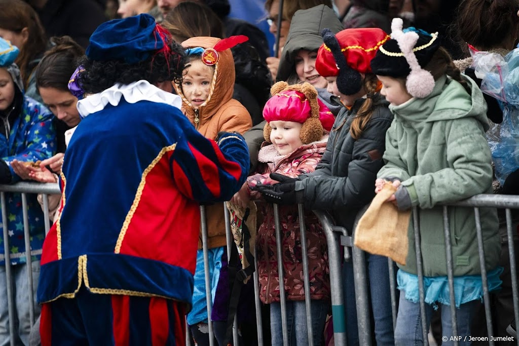 Kleur pieten bij sinterklaasintocht in De Lier nog niet bekend