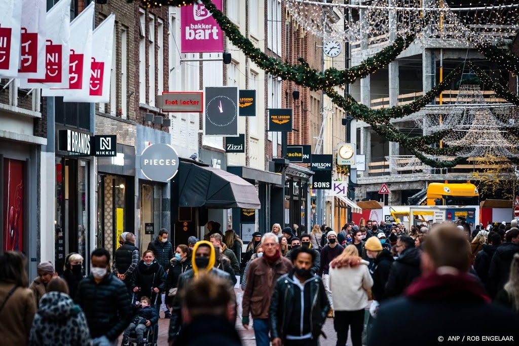 Redelijk rustig in winkelstraten Eindhoven en Maastricht