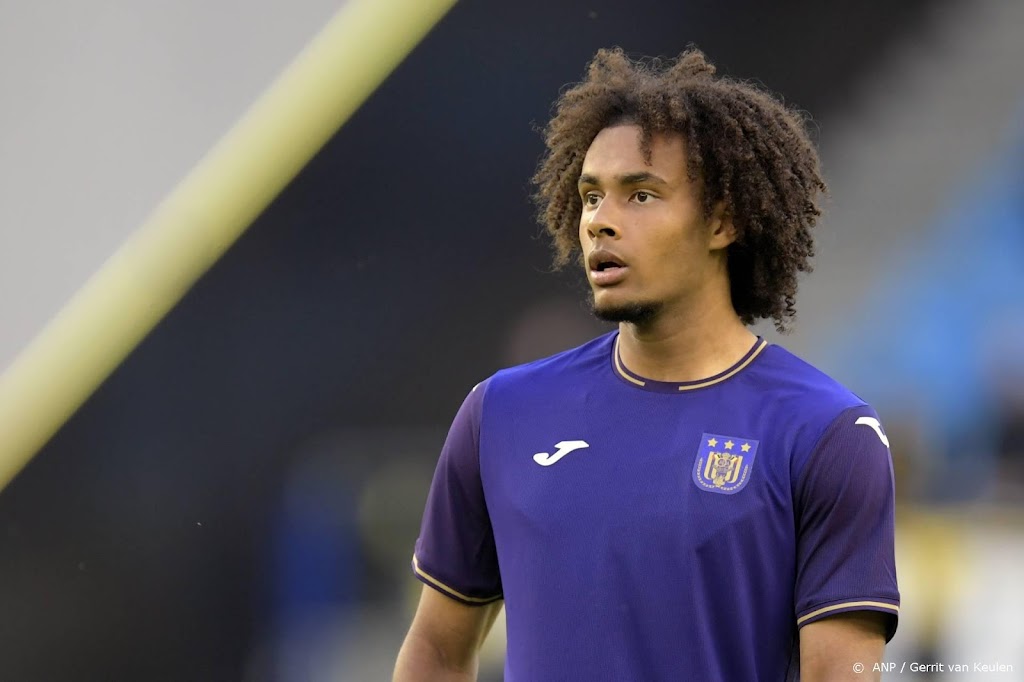 Anderlecht naar vierde plek dankzij doelpunt en assist Zirkzee