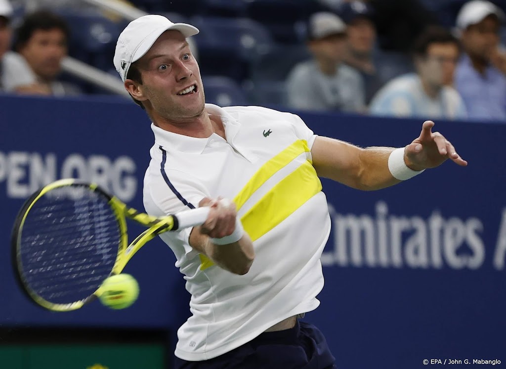 Ook tennisser Van de Zandschulp naar laatste acht in Melbourne