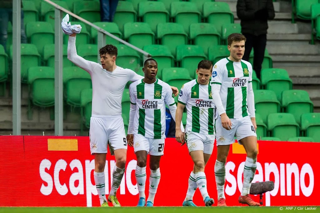 Jarige Strand Larsen bezorgt Groningen overwinning op Go Ahead