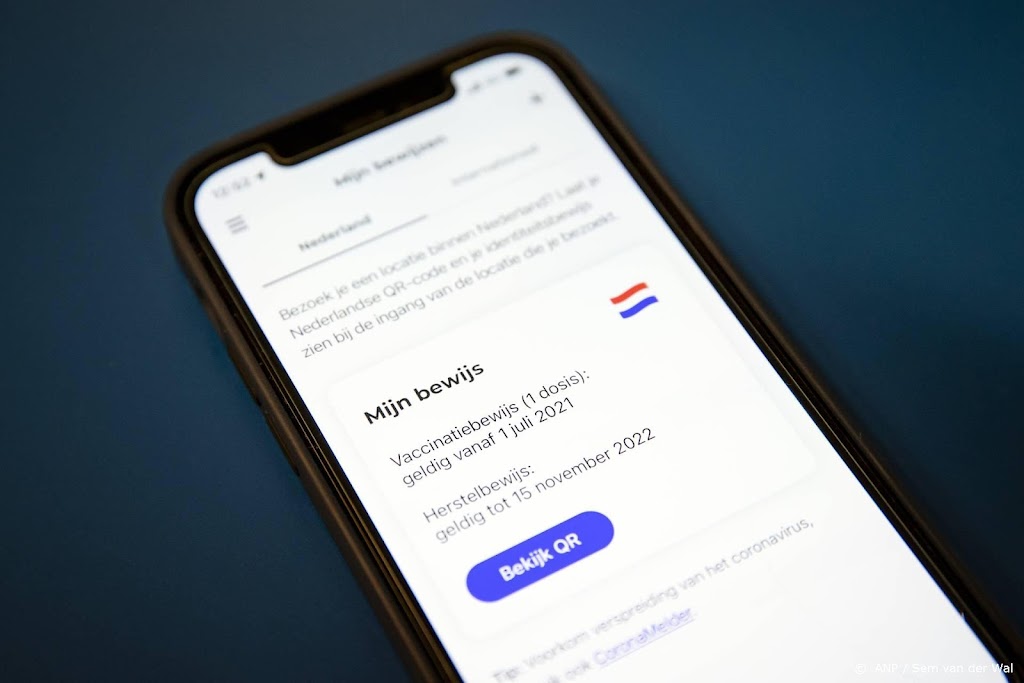 Petitie tegen coronapas krijgt in 3 dagen 500.000 handtekeningen