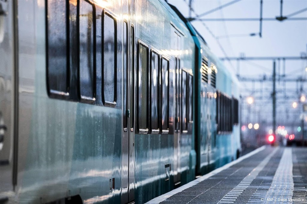 Chauffeurs en treinmedewerkers in streekvervoer staken vijf dagen