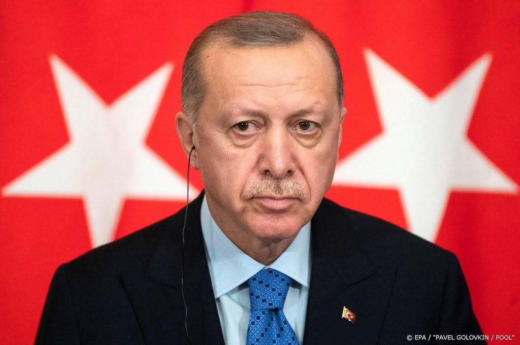 Erdogan beveelt stoppen migratie over zee naar Griekenland
