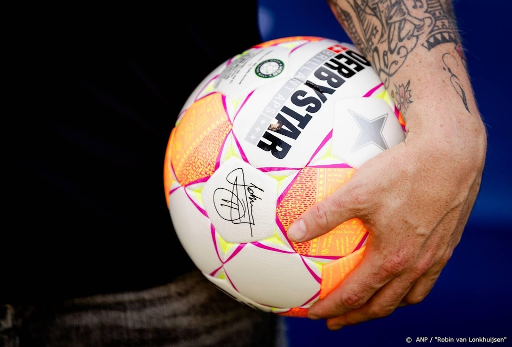 Directeur eerste divisie: voetbal helpt het voetbal