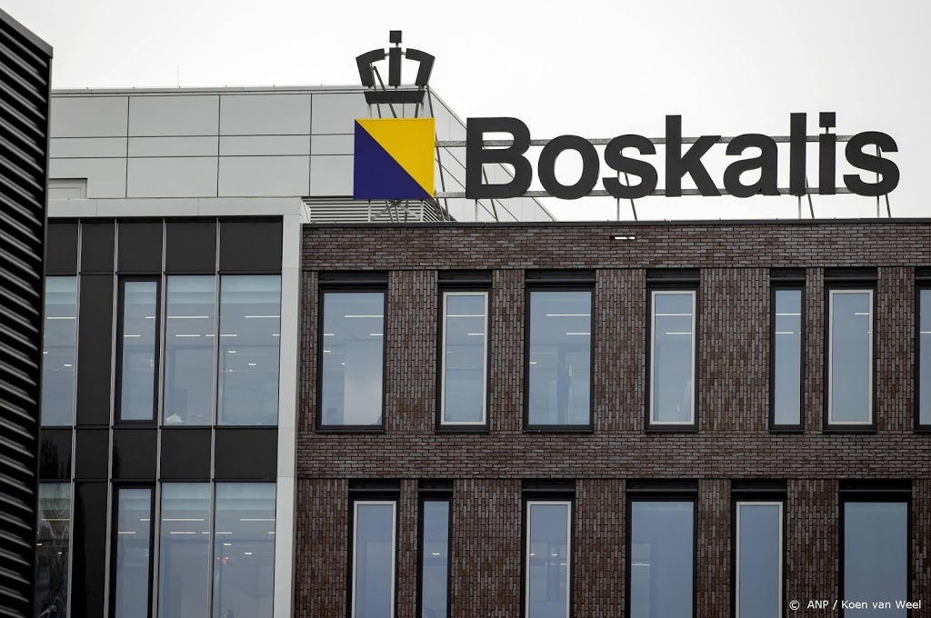 Boskalis gaat stuurloze Eemslift Hendrika voor Noorse kust bergen