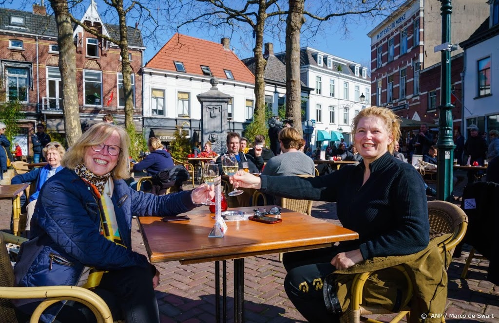 Werkgeversorganisaties: ook zonder tests is al meer mogelijk