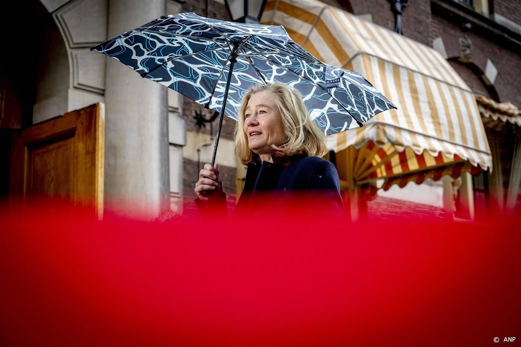 Ministers willen 'gewoon aan het werk' na zwaar debat