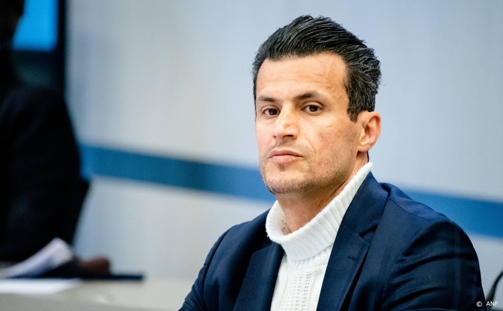 Bestuur DENK zet fractievoorzitter Azarkan uit de partij