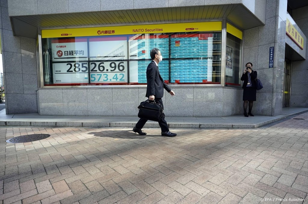 Staalbedrijven zetten Nikkei flink hoger door hoop op herstel