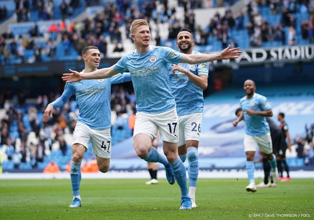 Voetballers Engeland kiezen De Bruyne tot speler van seizoen
