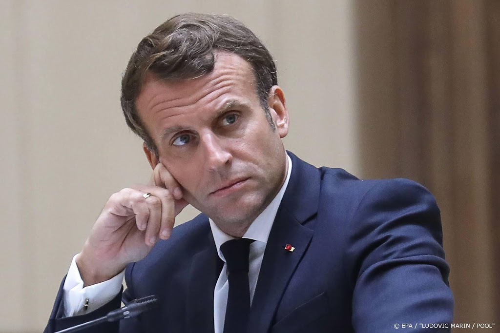 Franse president vervangt deel van zijn regering